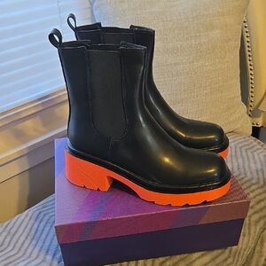 Vivianly Black and Orange Ankle Boots